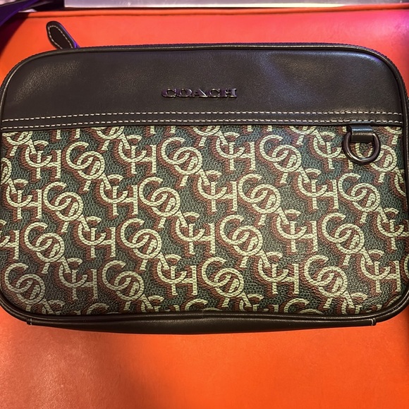 Coach Crossbody black green monogram print - Picture 1 of 3